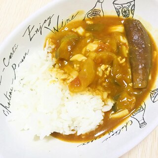 ナスとトマトのチーズカレー